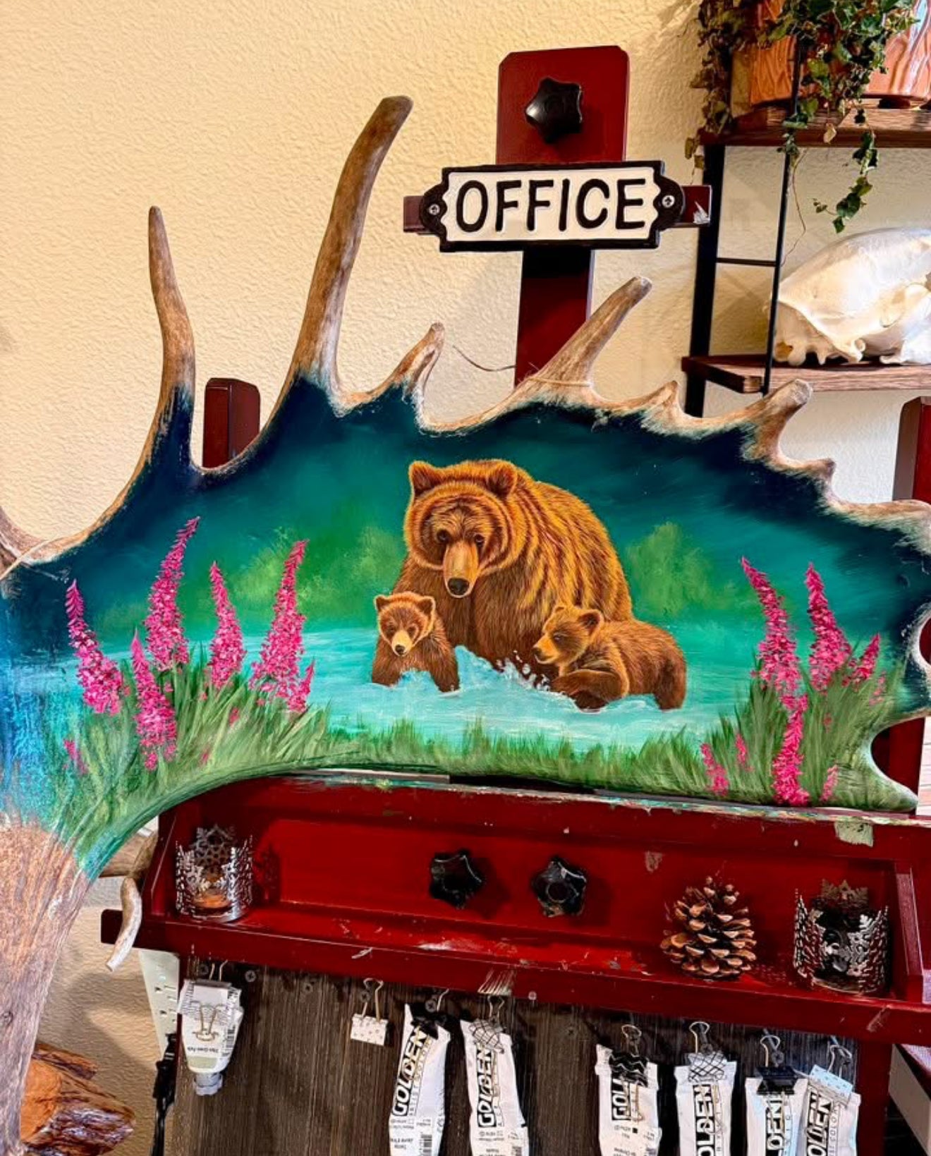 Grizzly Fireweed Moose Paddle