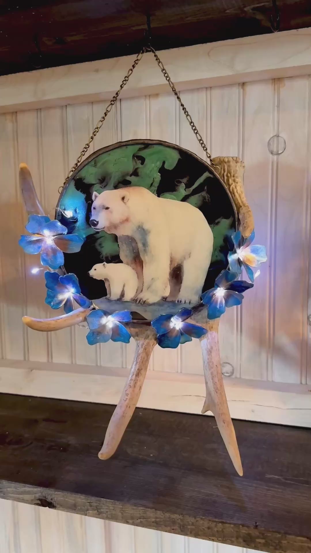Aurora Polar Bears